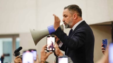 Abascal desconfía de Peramato por ser la elegida de Sánchez mientras el PP muestra "cautela" a la espera del aval del CGPJ