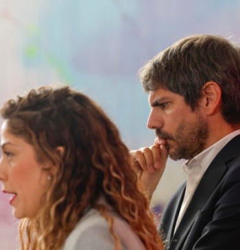 Urtasun carga contra Feijóo: "Bloquea elecciones, mantiene el escaño de Mazón y [...]