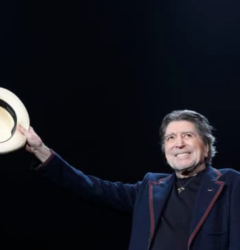 Sabina se despide de los escenarios con el "último concierto y el [...]