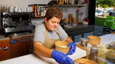 Dincat denuncia "el maltrato institucional" del Gobierno catalán contra las personas con discapacidad intelectual