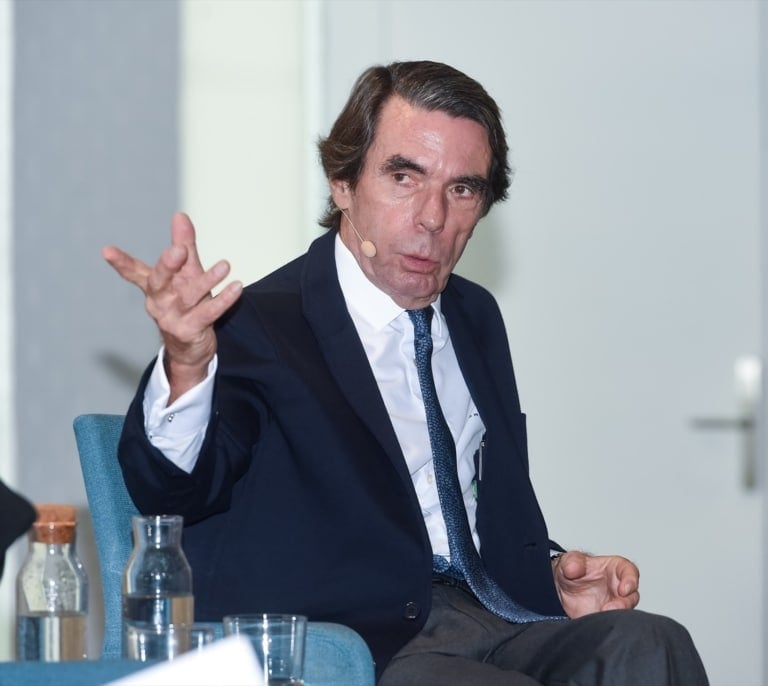 Aznar diferencia la inmigración musulmana de la hispanoamericana "que viene a trabajar"
