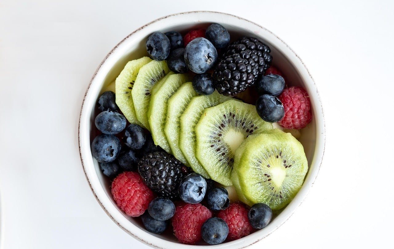 La fruta ideal para dormir mejor: descubre cuál es y por qué funciona