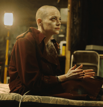 Emma Stone en 'Bugonia'