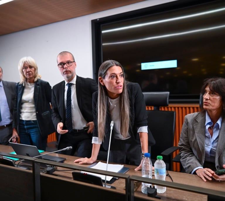 El Gobierno hace oídos sordos al bloqueo total legislativo de Junts: “Mano tendida siempre”