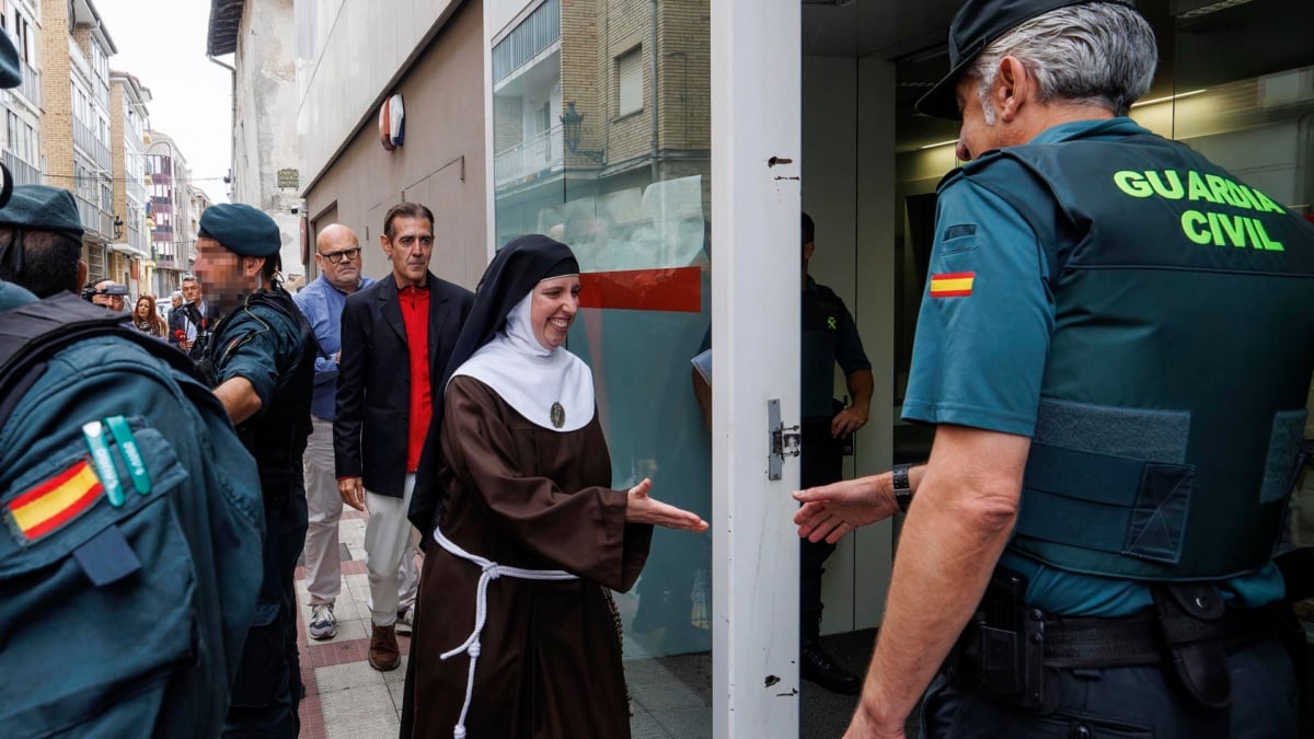 El juzgado comunica la demanda de desahucio del monasterio de Orduña a las exmonjas de Belorado