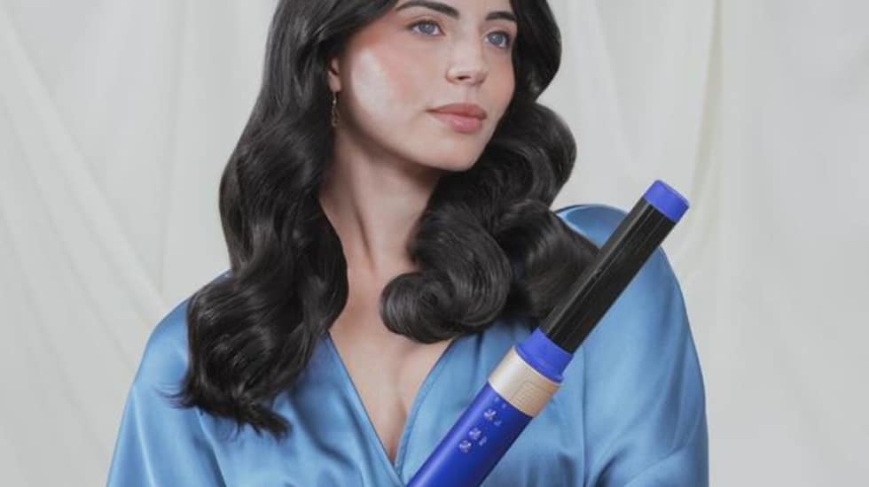 Consigue el peinado perfecto mientras cuidas tu melena con el moldeador multifunción más vendido de Cecotec