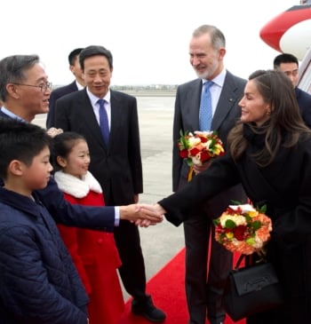 Los Reyes coronan en China la ofensiva del Gobierno de Sánchez para [...]