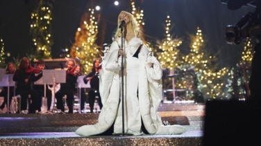 Christina Aguilera pisa el terreno navideño de Mariah Carey: ¿se dará Mimi por aludida?