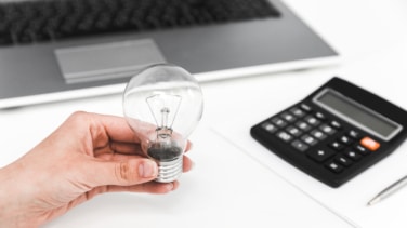 Precio de la luz hoy, 20 de noviembre de 2025: ¿influye la inteligencia artificial en el coste energético?