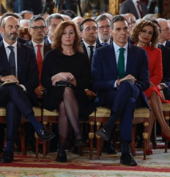 Tras la condena al fiscal general, "resistir"