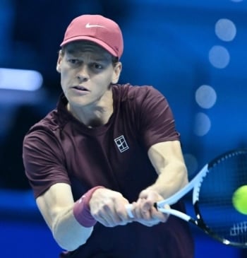 Sinner deja a Alcaraz sin la corona de las ATP Finals en [...]