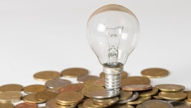 Precio de la luz hoy, 21 de noviembre de 2025: ¿qué pueden hacer los consumidores para ahorrar?
