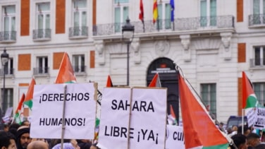 De feministas, socialistas, populares, terroristas y cínicos, con el Sáhara Occidental 'okupado' al fondo