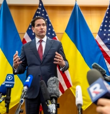 EE.UU y Ucrania retoman el diálogo para una paz "duradera y próspera"