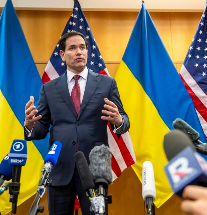 EE.UU y Ucrania retoman el diálogo para una paz "duradera y próspera"