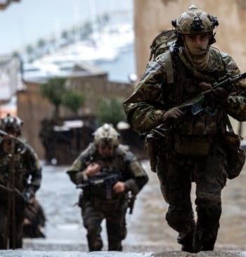 Europa vuelve al servicio militar por la amenaza de Rusia