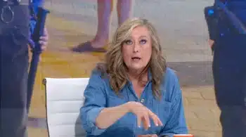 Lo que hay detrás del despido (crucifixión) de Elisa Beni 