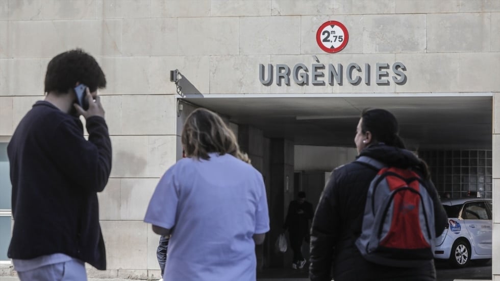 Rescate en Valencia: evacuado un edificio por un incendio en el pasaje Doctor Bartual