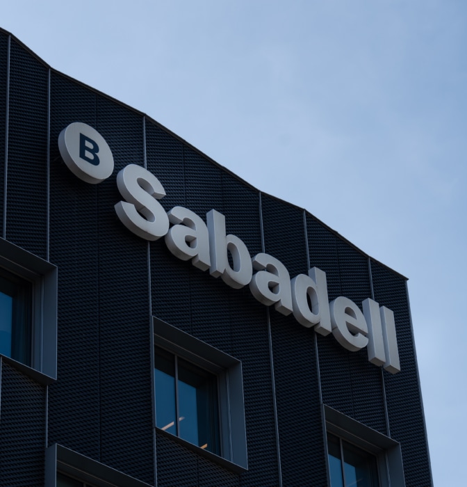 Sabadell gana un 1% menos en los primeros nueve meses y anuncia [...]