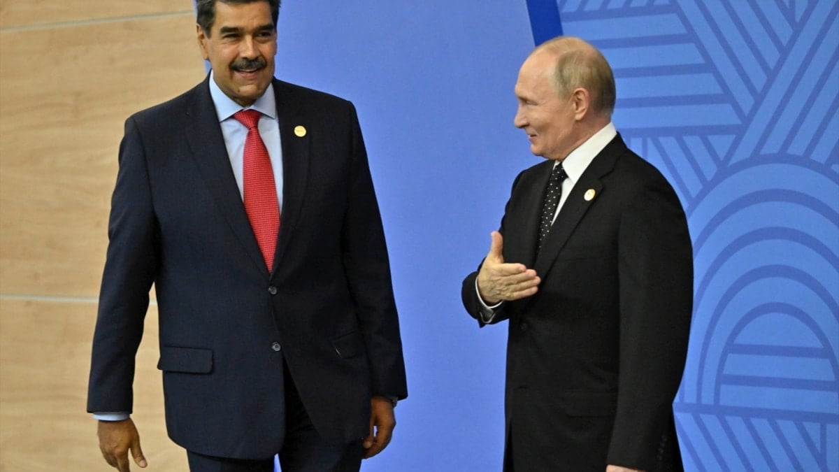 Rusia admite contactos con Venezuela para ayudar a Maduro ante la presión militar de EEUU