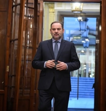 Ábalos calienta la vista en el Supremo que decidirá si entra en [...]