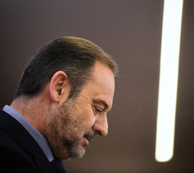 La defensa de Ábalos recurre la decisión del Supremo de acercarle a juicio por las mascarillas: "se ve abocado a un cadalso"