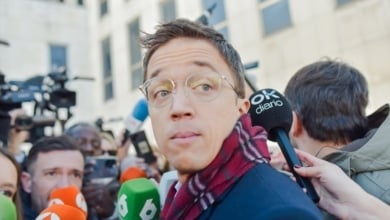 Errejón reprocha al juez que asuma sin pruebas la versión de Mouliaá
