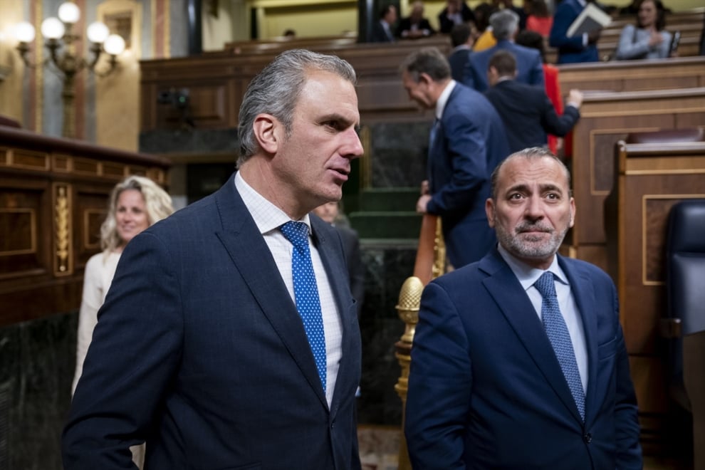 El diputado de Vox Javier Ortega Smith a su llegada a una sesión plenaria en el Congreso de los Diputados