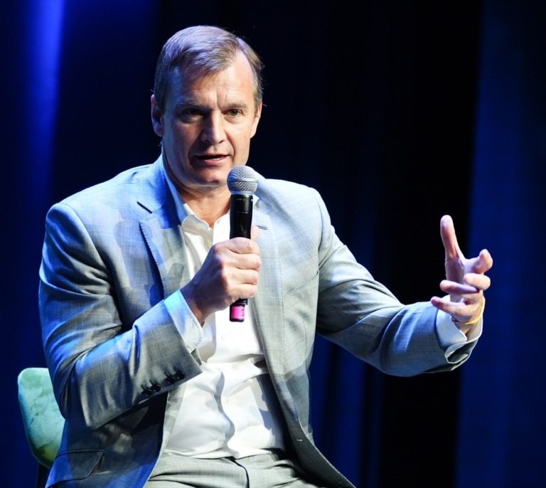 Orange se queda con todo: ¿qué implica que la mayor 'teleco' de España esté en manos de Francia?