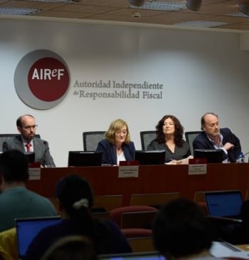 La Autoridad Fiscal calcula que la deuda estaría en el 69% del [...]