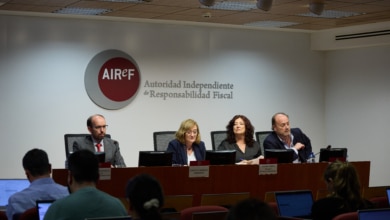 La Autoridad Fiscal calcula que la deuda estaría en el 69% del PIB si se cumpliese la ley de Estabilidad