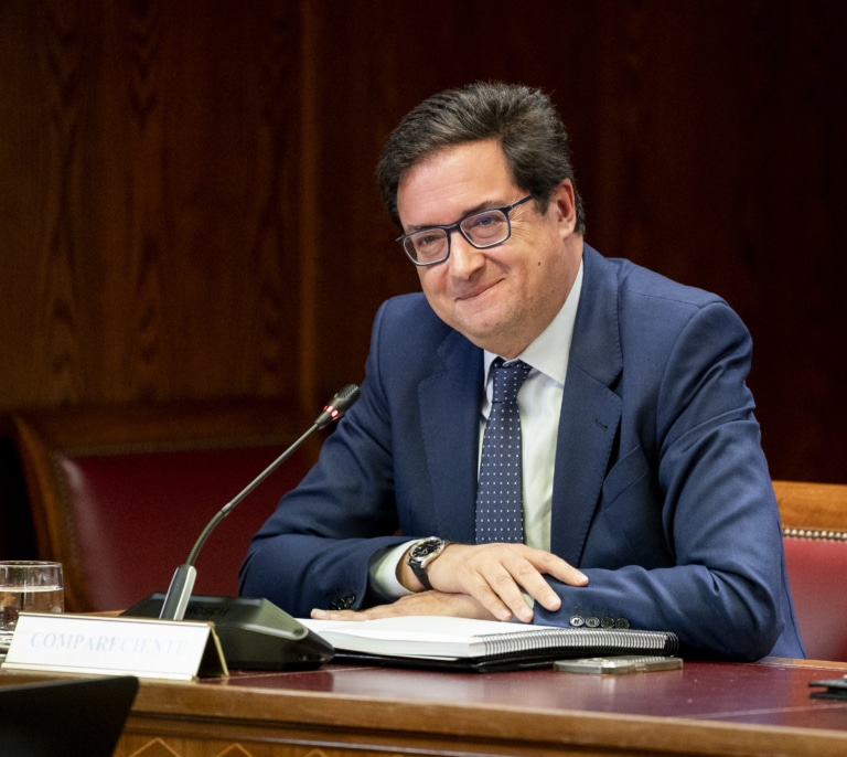 Fin de la negociación: los sindicatos aceptan la subida salarial propuesta por el Gobierno para los funcionarios de hasta un 11,4%