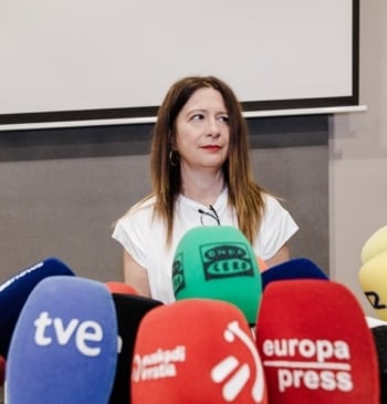 Ábalos pide personarse como acusación en la causa de Leire Díez e [...]