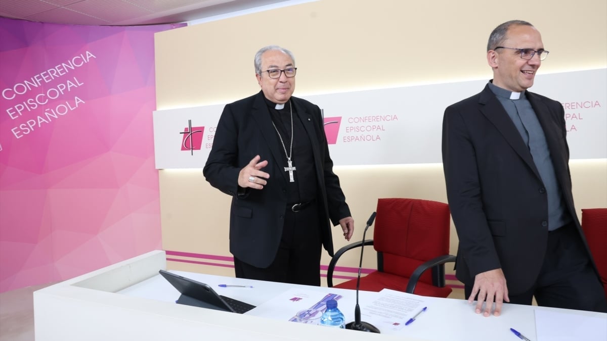 La Conferencia Episcopal reconoce con “dolor” la “verosimilitud” de la acusación contra el obispo Zornoza