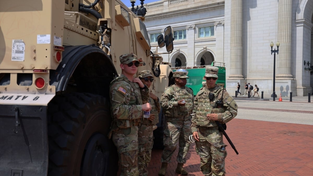Dos agentes de la Guardia Nacional en estado crítico tras un tiroteo cerca de la Casa Blanca