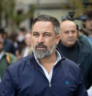 Abascal decidirá sobre el relevo de Mazón después de que el PP [...]