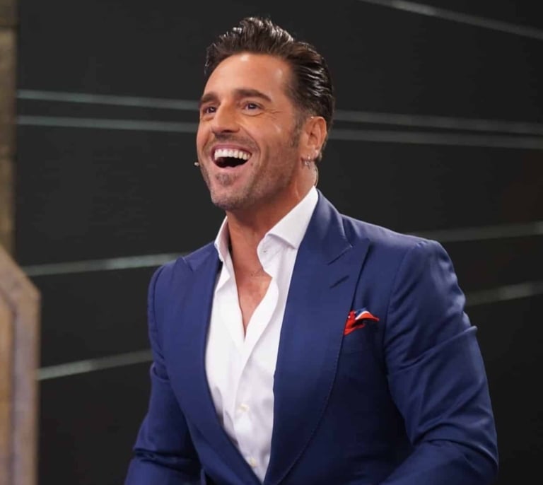 David Bustamante lanza 'El Anti-Villancico' para los que odian la Navidad