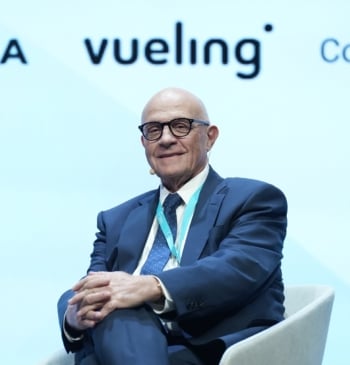 El mexicano díscolo del Sabadell dimite como consejero tras apoyar la opa [...]