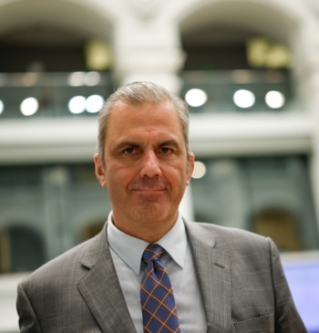 La crisis con Ortega Smith obliga a Vox a pensar en un [...]