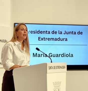 Temor a que la negociación en Valencia dañe la campaña anti-Vox de [...]