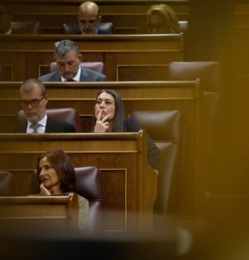 El Gobierno intenta evitar que Junts permita la prórroga de las nucleares [...]