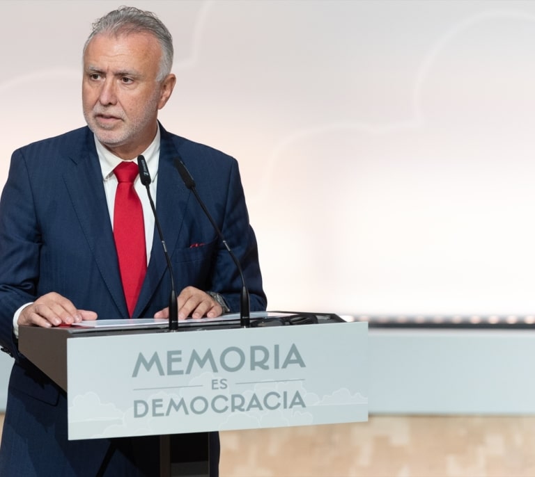 La UCO señala que la trama pactó los contratos con el jefe de Salud de Canarias