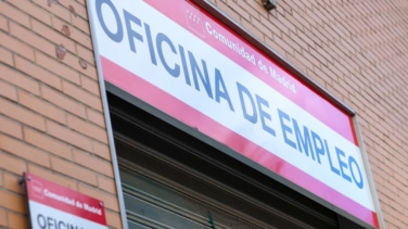 España reduce a la mitad su tasa de paro en diez años pero sigue liderando el desempleo en la Unión Europea