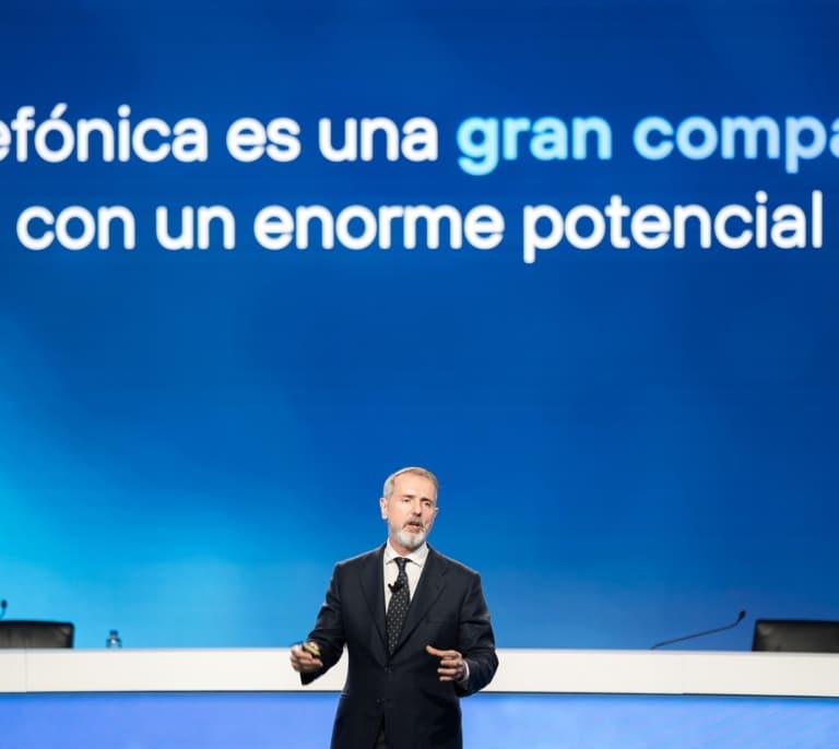 Telefónica adquiere los derechos de todas las competiciones de la UEFA hasta 2031 por 1.464 millones