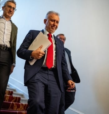 Torres, tan pastoril, también estaba ahí