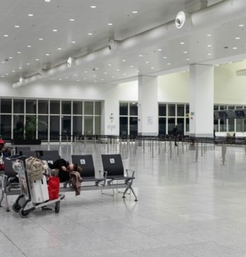 Bélgica vuelve a cerrar los aeropuertos de Bruselas y Lieja por la [...]