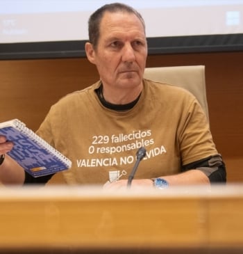 La víctima de la DANA que culpa también a Sánchez de la [...]