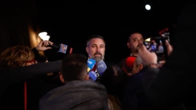 Abascal sobre negociar con el PP en Valencia: "Es casi jugar a la ruleta rusa"