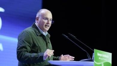 Tellado advierte que "todo el peso de la ley" caerá sobre el "clan de las chistorras" del PSOE