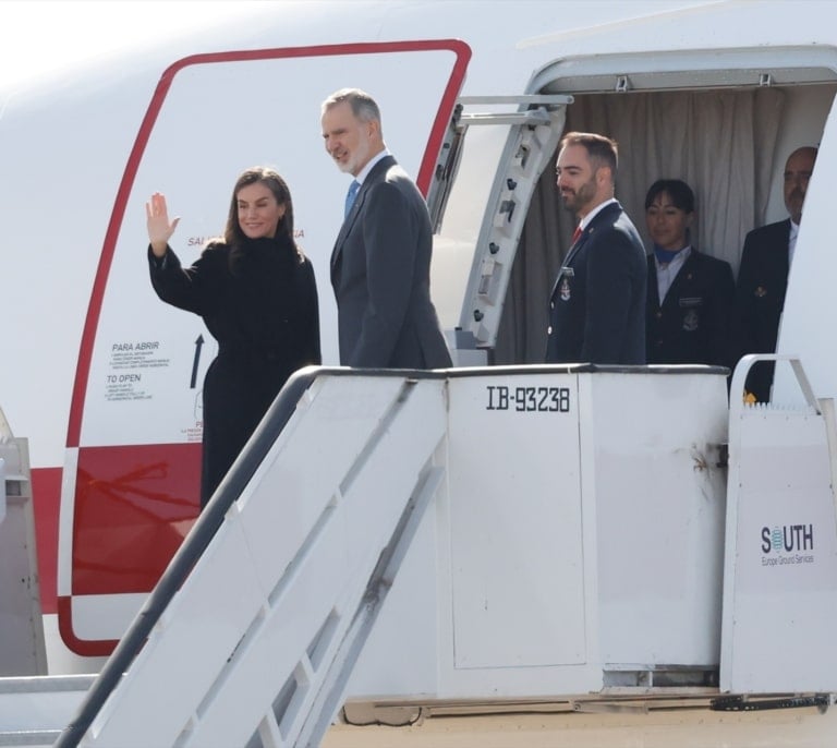 Los Reyes inician su primera visita de Estado a China para reforzar los lazos estratégicos y económicos